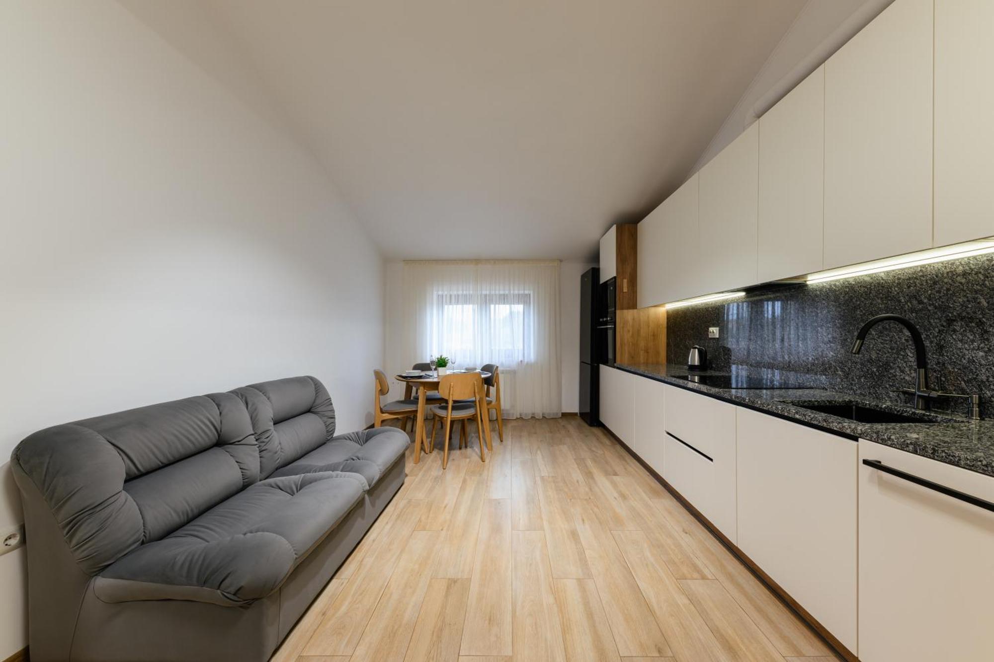Luxury Apartments Uzhorod Esterno foto