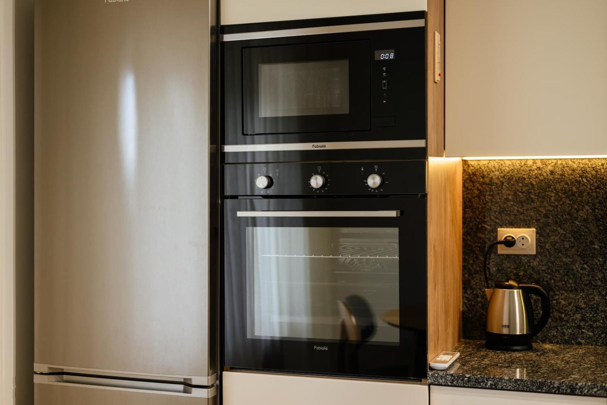 Luxury Apartments Uzhorod Esterno foto