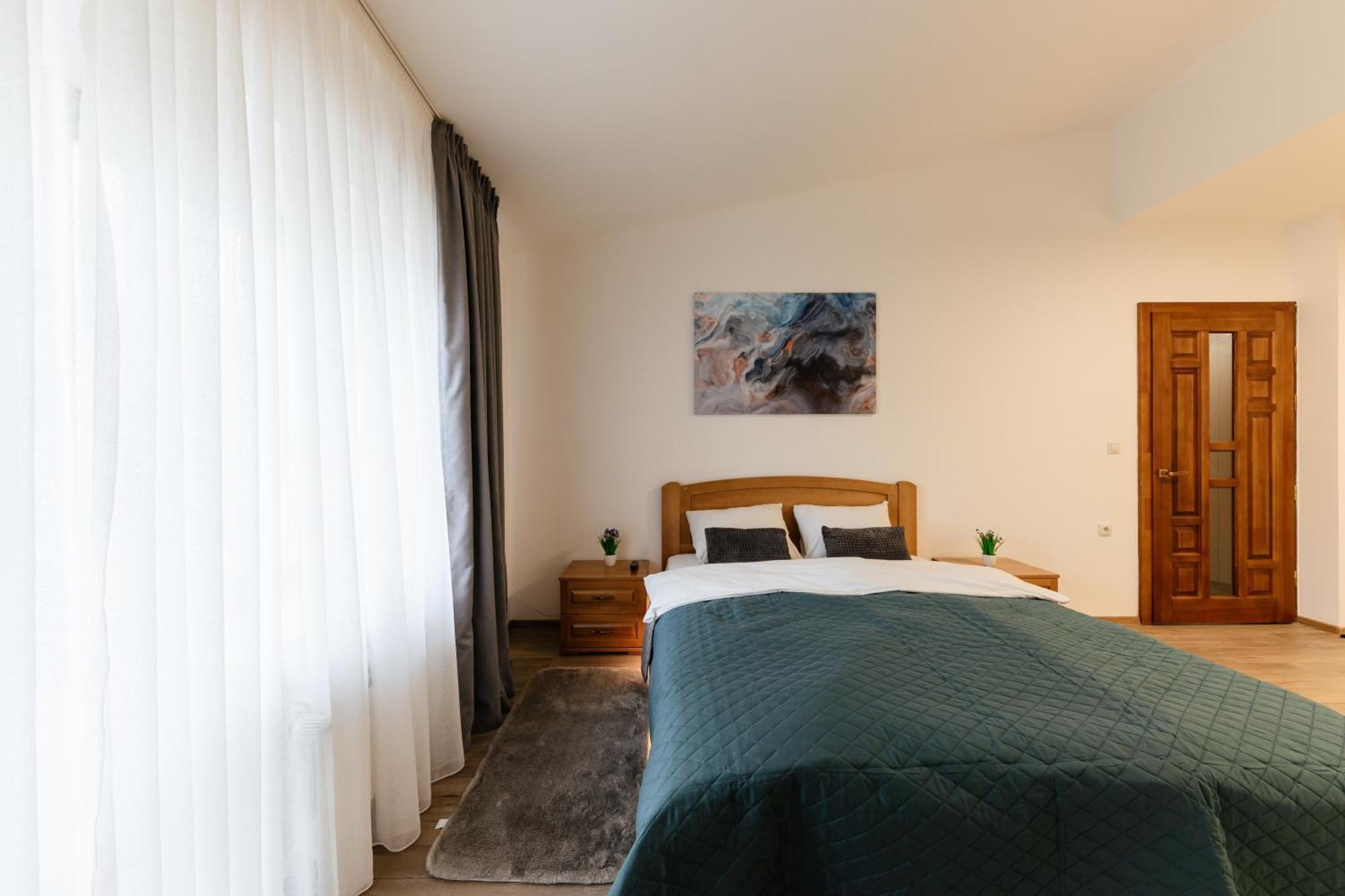 Luxury Apartments Uzhorod Esterno foto